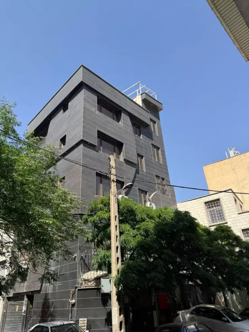 بهترین لوکیشن قیمت عالی