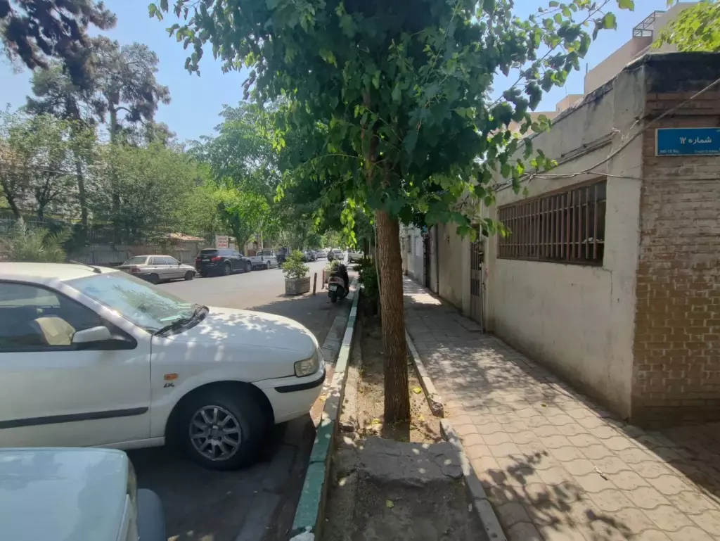 موقعیت اداری بر اصلی ویلایی تک واحد در بست - تصویر 4