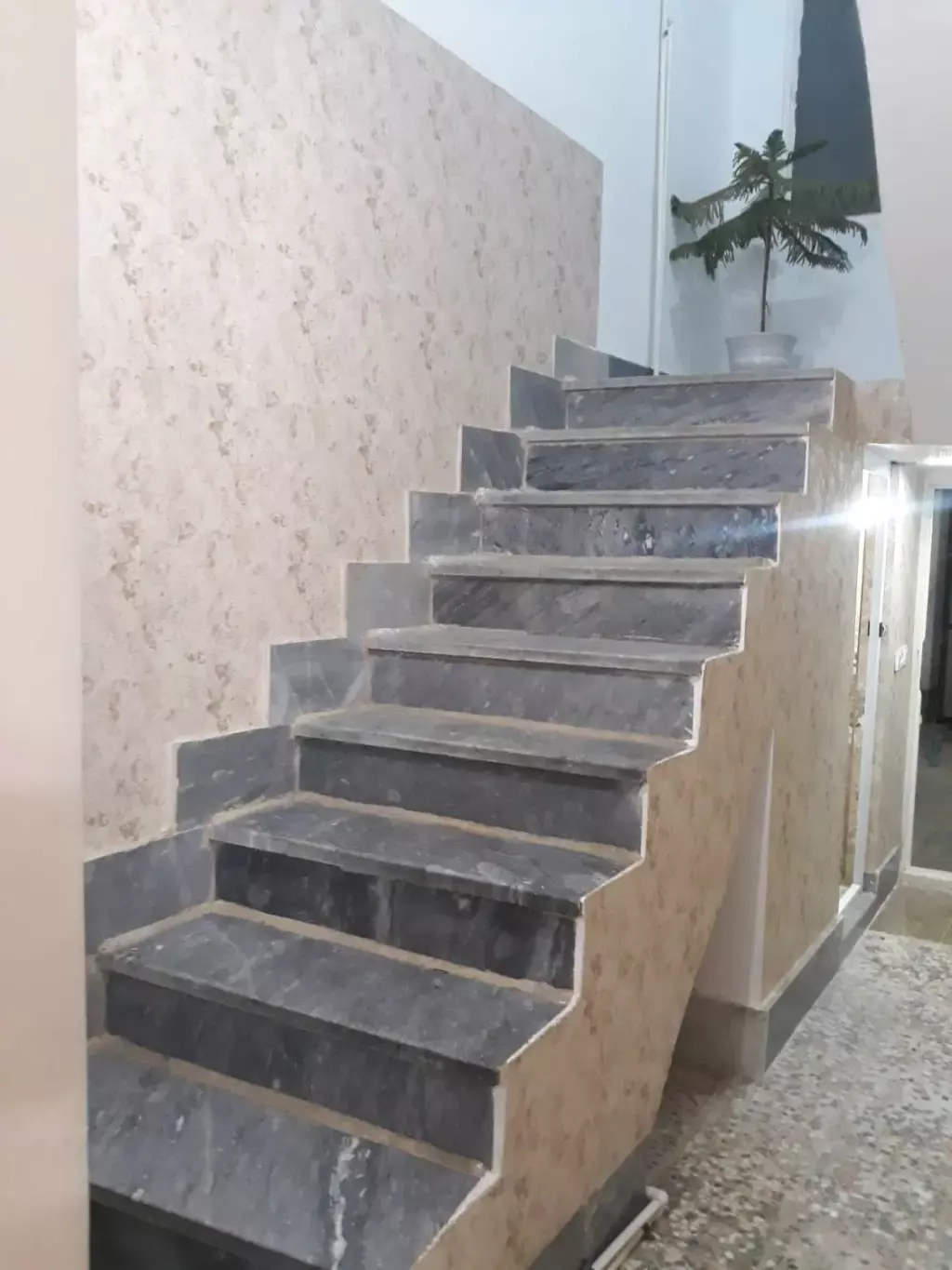 خانه ویلایی 130 متری شیک و تمیز در اسلامشهر - تصویر 5
