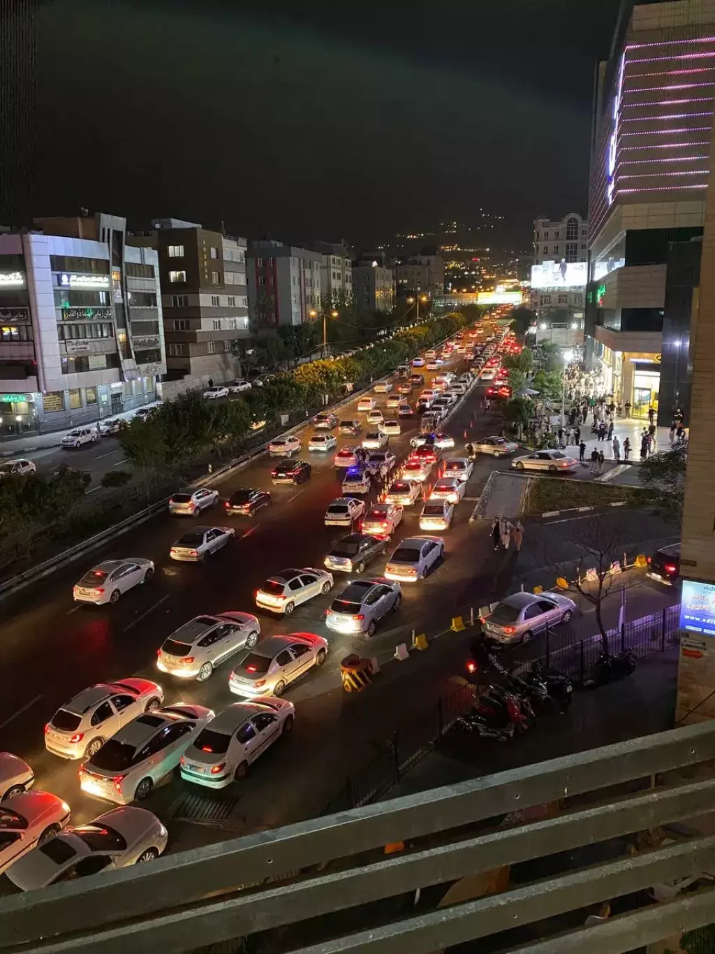 65 متر سند اداری جنب پاساژ کوروش - تصویر 3