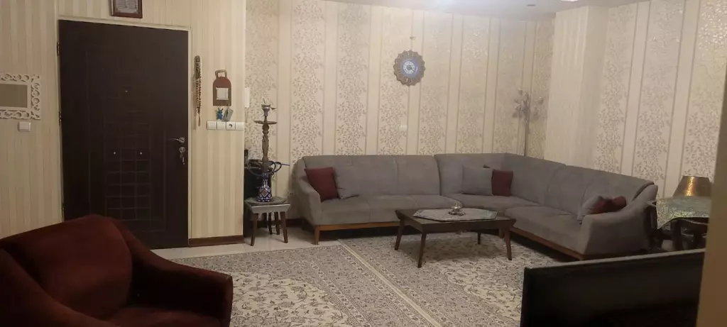 73متری فروشنده ی واقعی