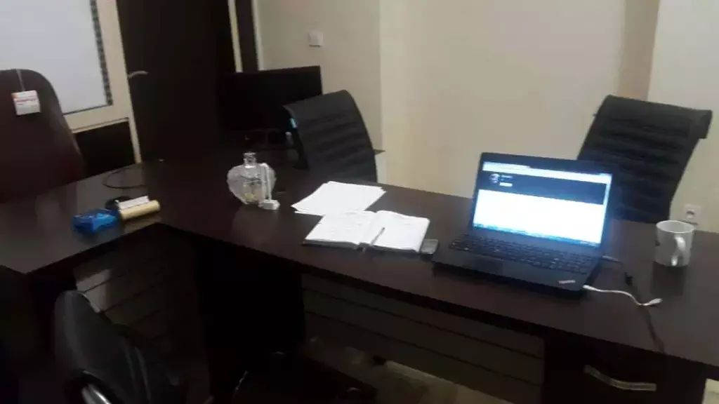 دفتر کار در محیطی ارام در ستارخان تهران ویلا - تصویر 2