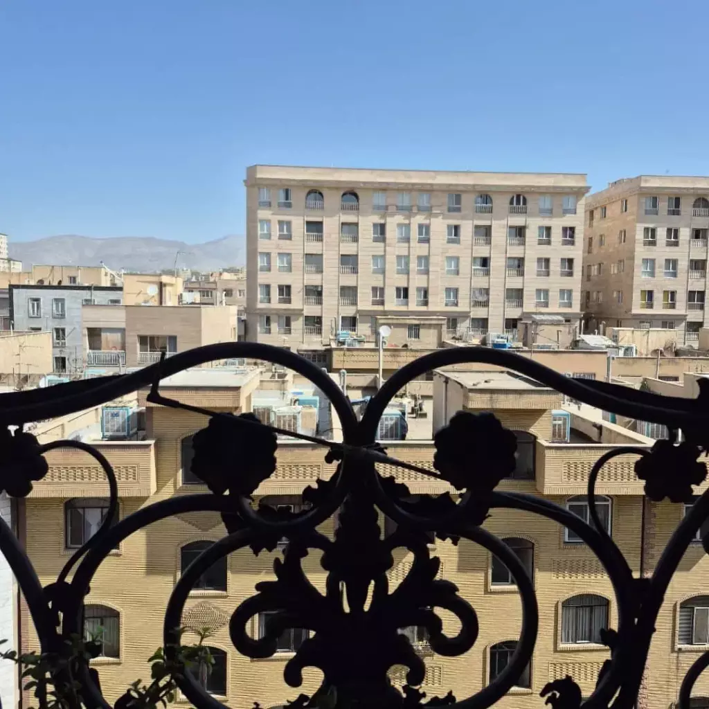 فروش 99 متری کوی بیمه