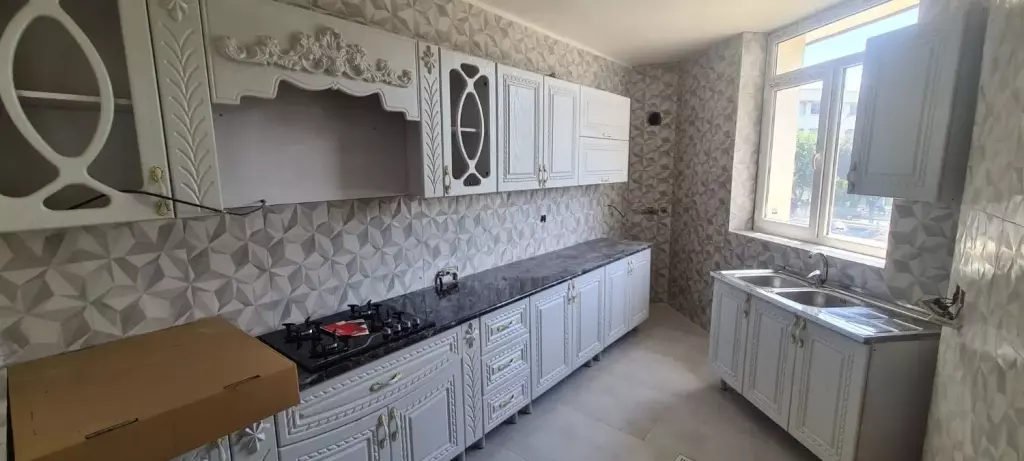 اجاره 76 متری/  تمیز / تخلیه