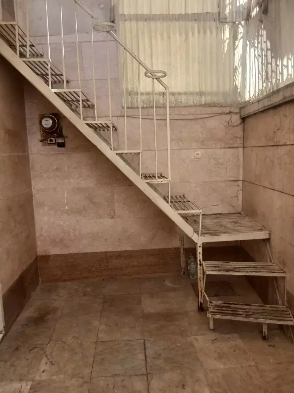 دربستی کلنگی، 40 متر - تصویر 4