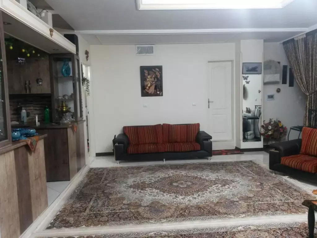 رهن کامل واحد75متری خوش نقشه نورگیر عالی - تصویر 4