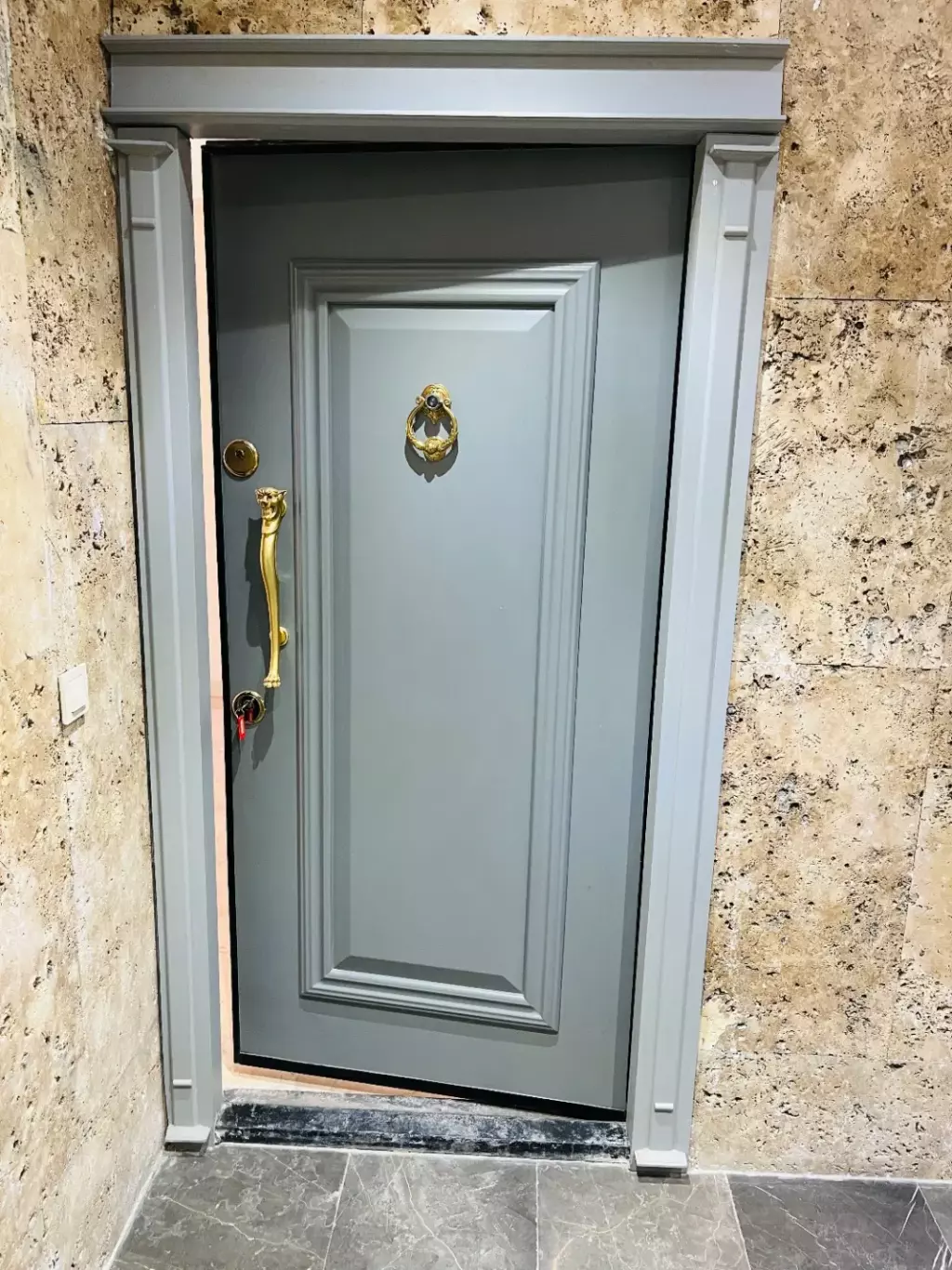 فروش آپارتمان در بهترین کوچه منطقه گلها - تصویر 2