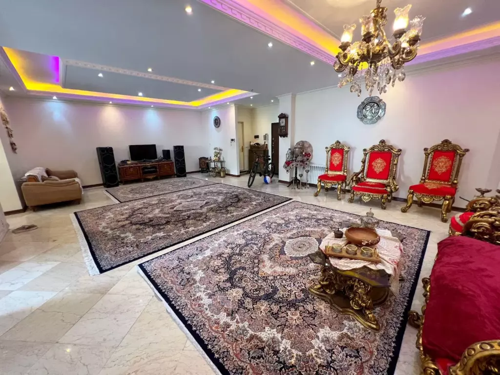 125 متر/تک واحدی/2 خواب/فول امکانات/کریمشاهیان - تصویر 3