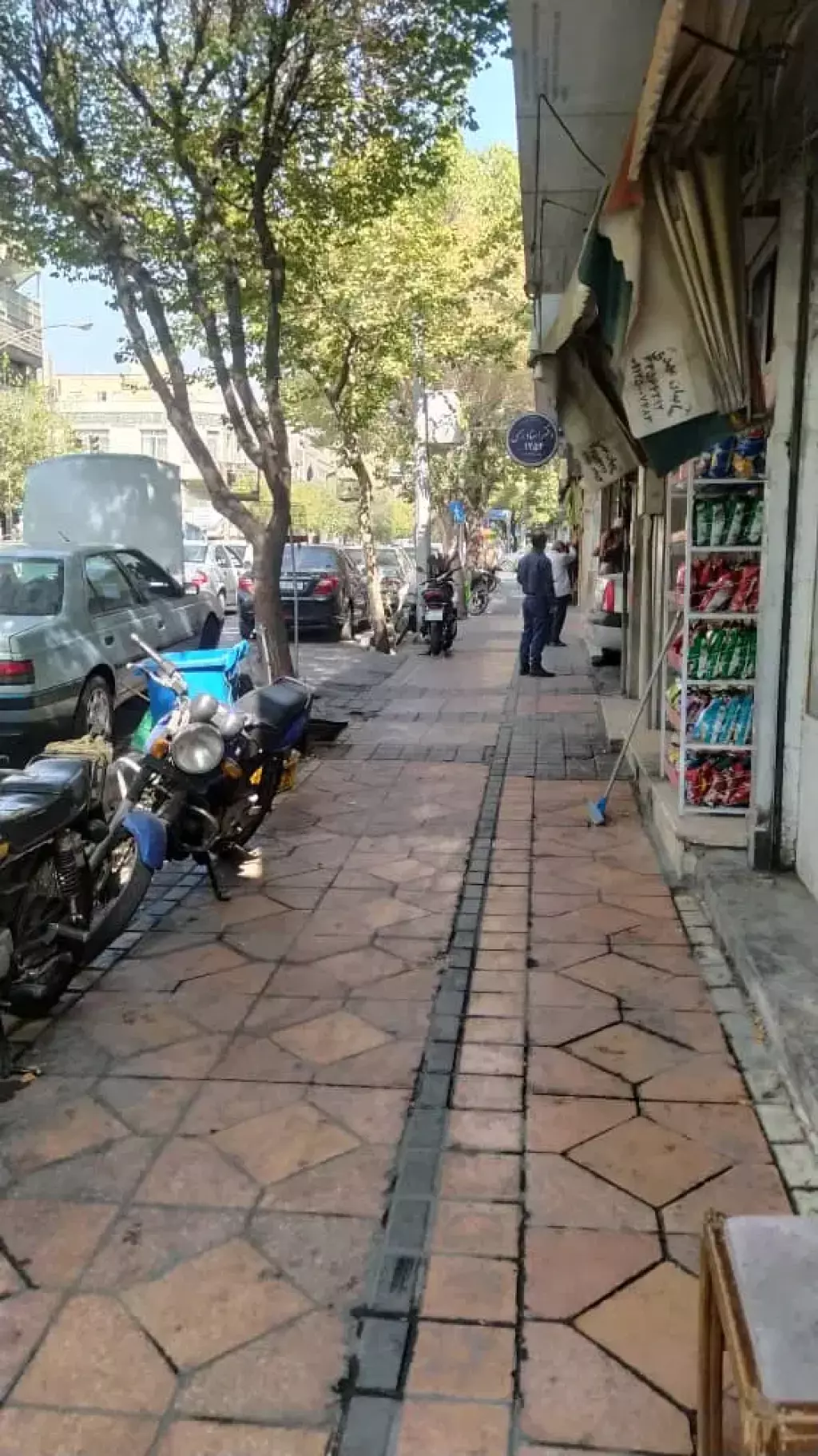 فروش ملک مرغوب برخیابان اقبال لاهوری