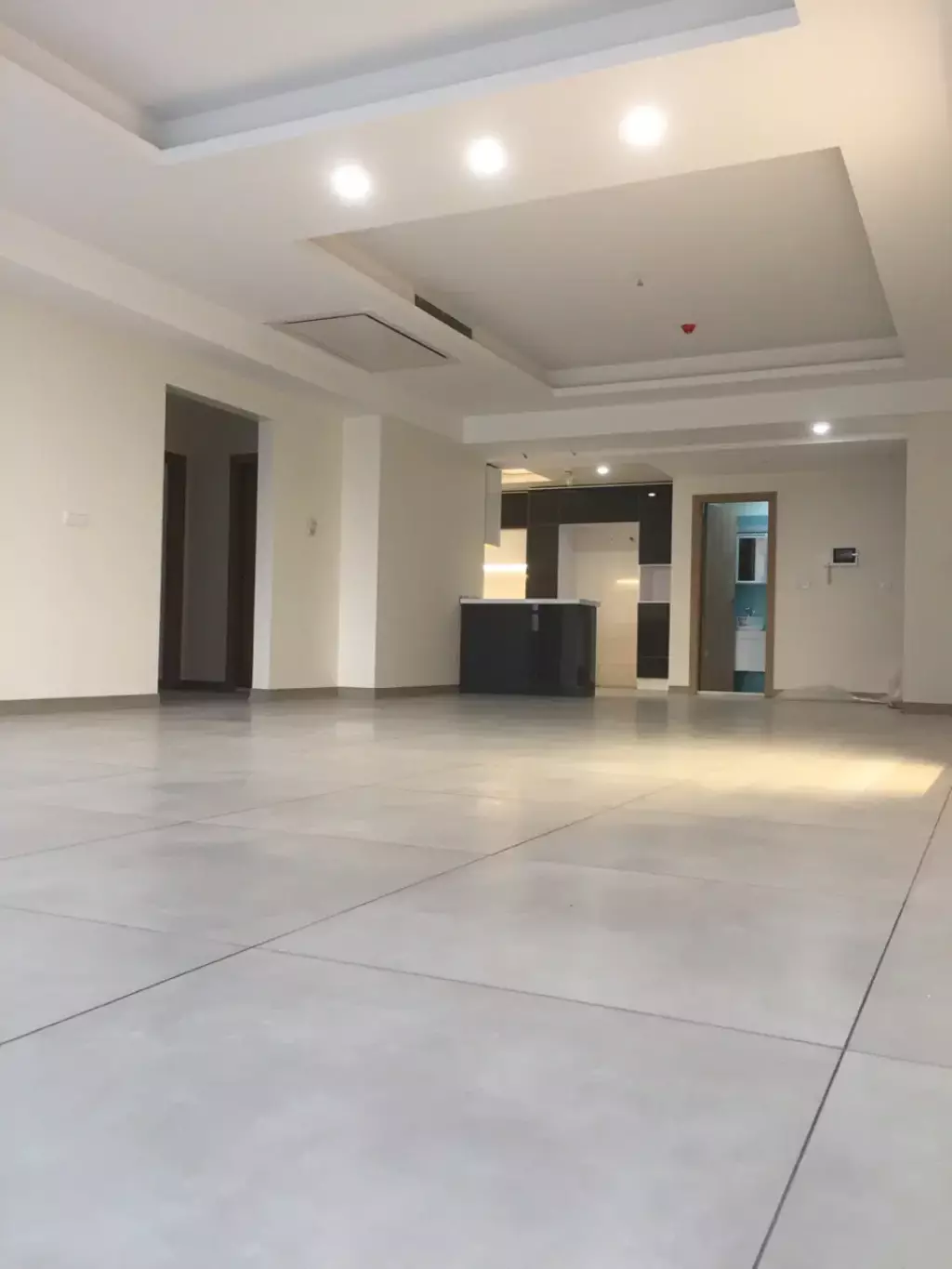 سه خوابه 160 متری کلید نخورده (مالک هستم)