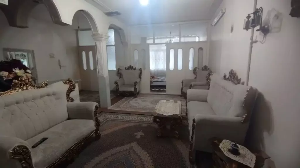 ساختمان مستغلاتی 120 متری