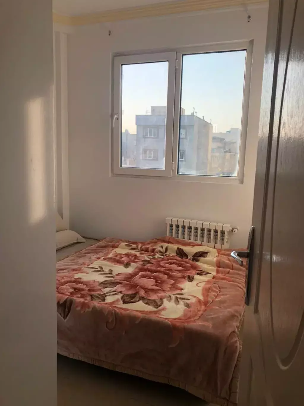 40متر پاسدار گمنام / فول امکانات / تک واحدی - تصویر 2