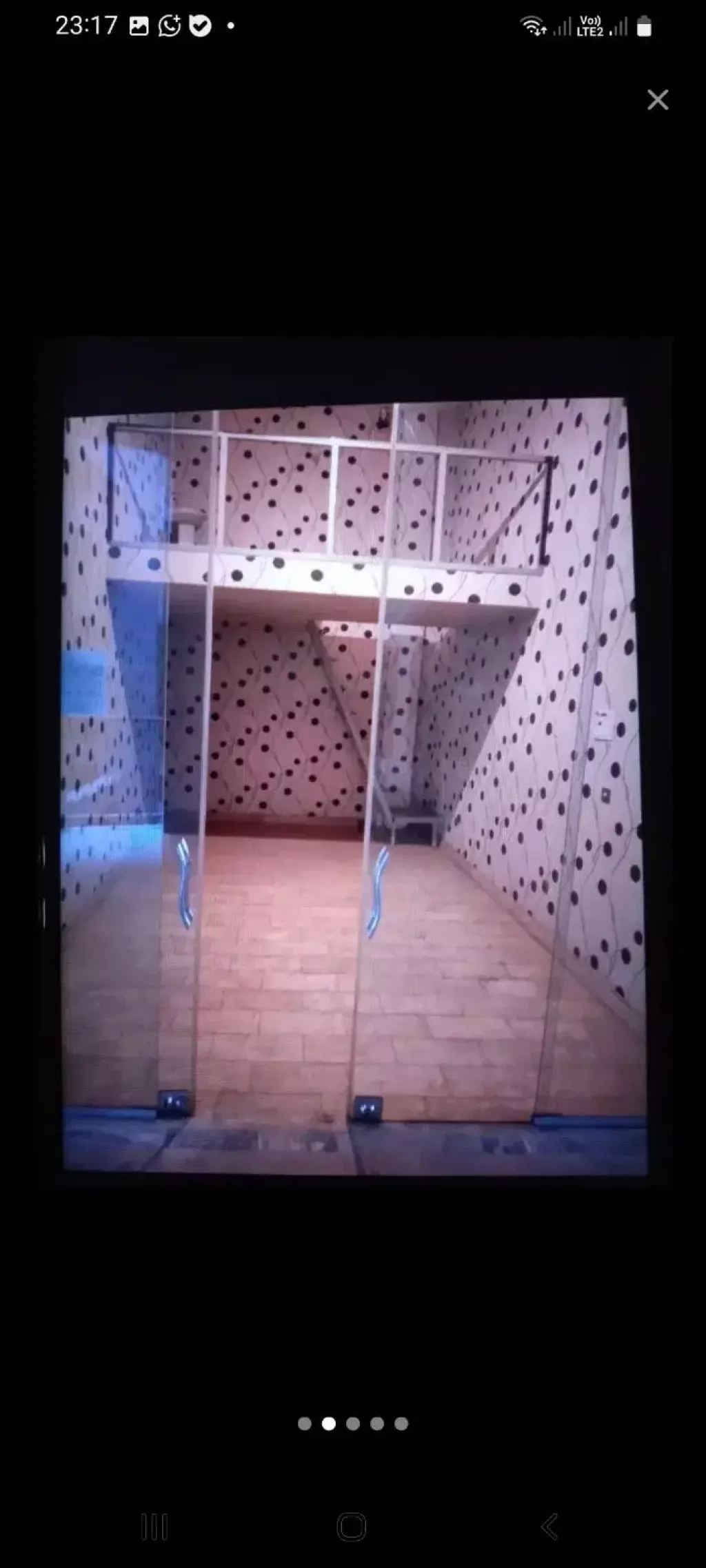 مغازه پاساژ اتیه خانواده سندتک برگ جنب سرای ایرانی