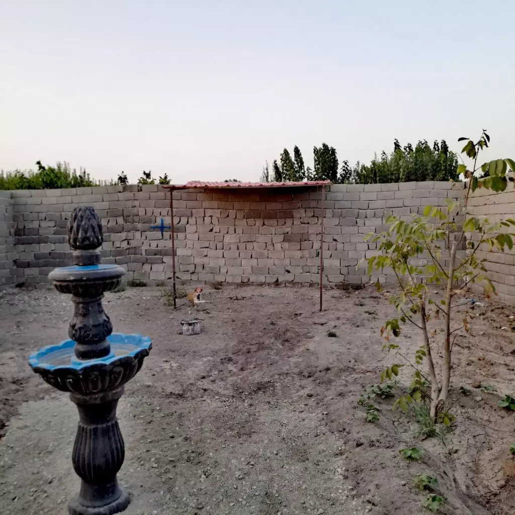 باغ و باغچه 192 متر چهاردیواری با اب و برق - تصویر 3