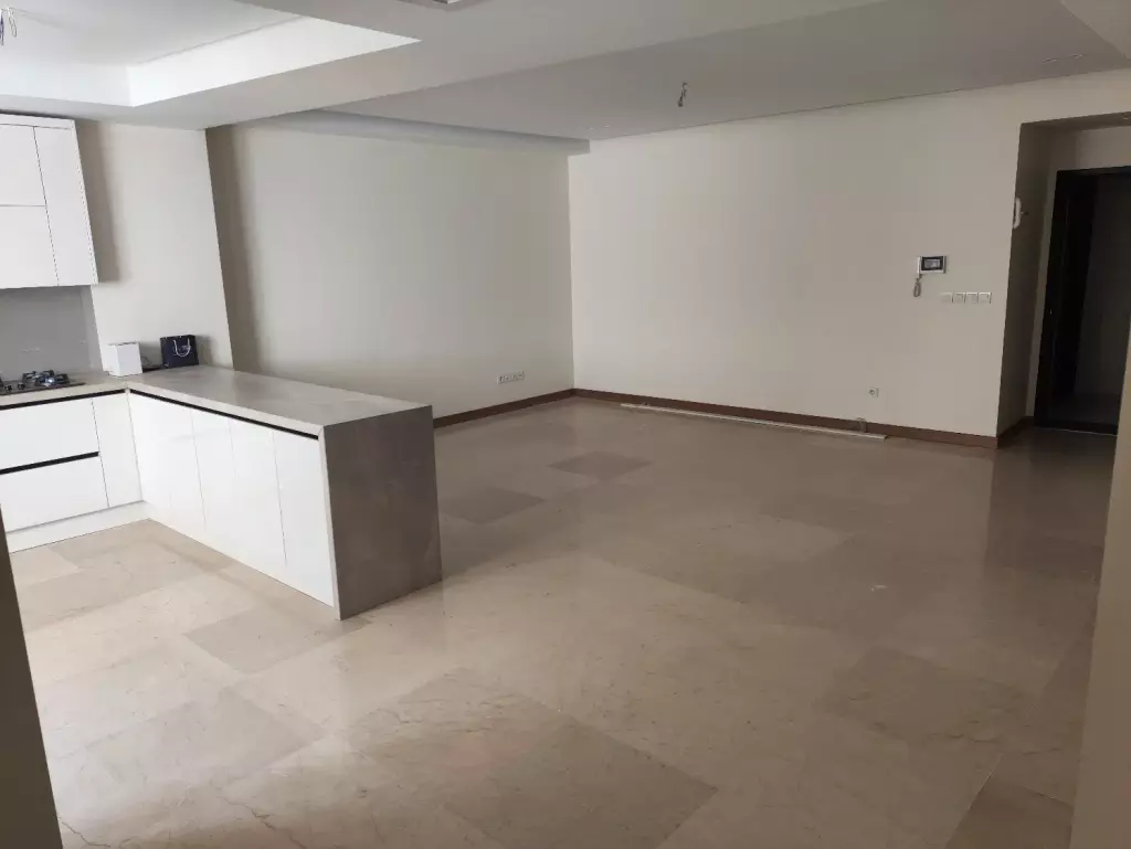 100 متر نوساز در دبستان 2 خواب فول