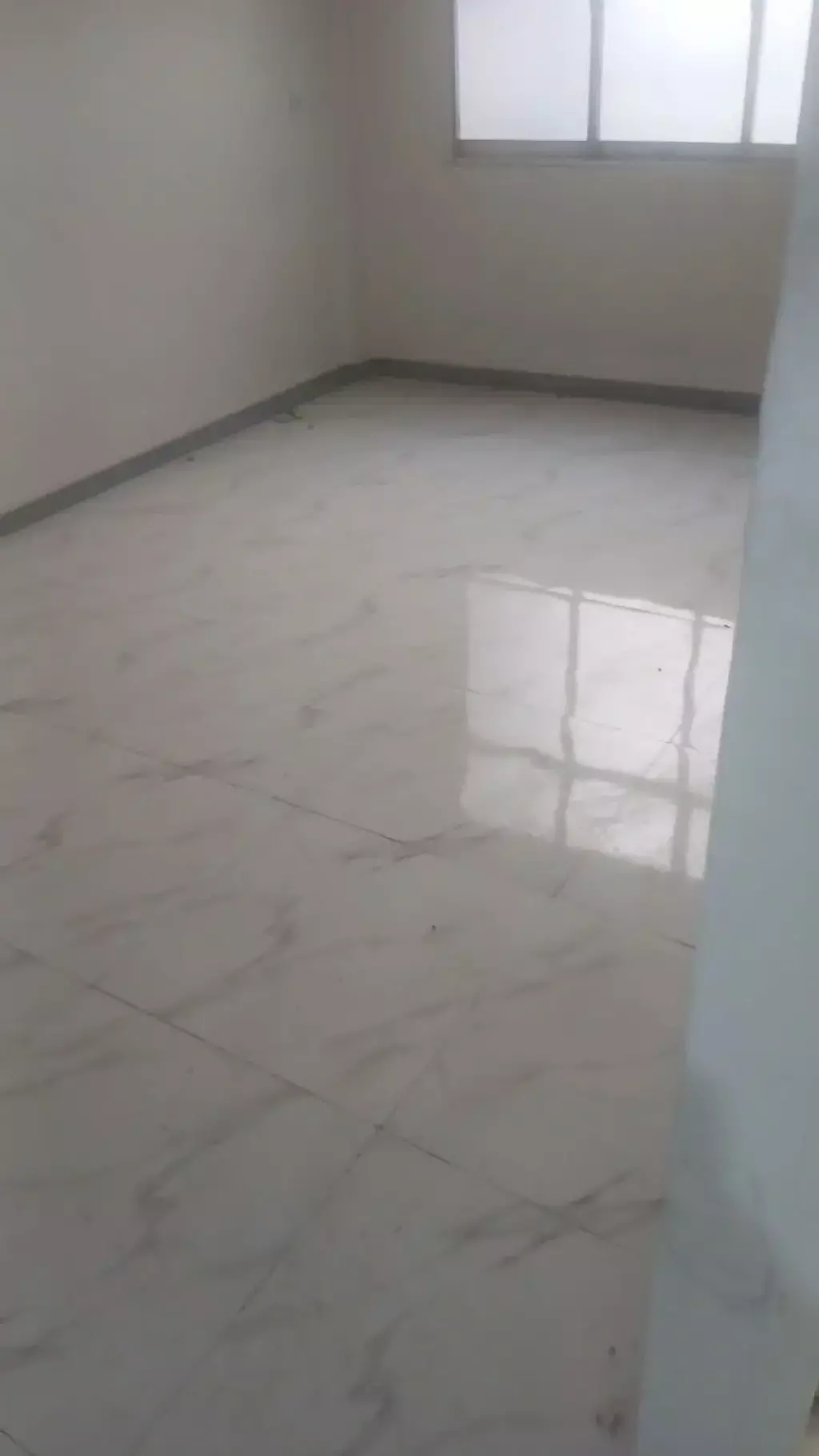 خانه کلنگی ویلایی قابل سکونت وساخت - تصویر 2