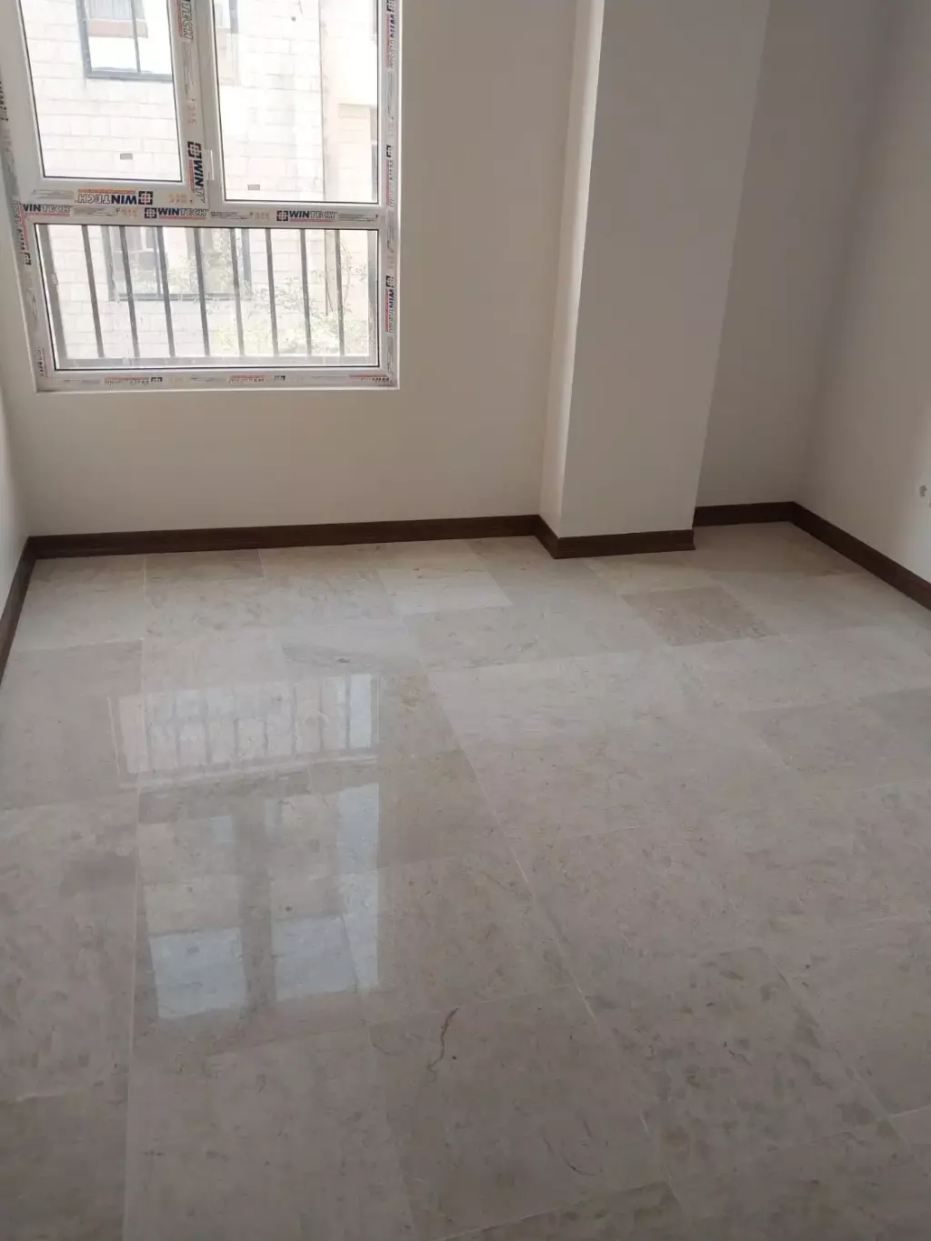 135 متر آپارتمان نوساز 3 خواب - تصویر 6