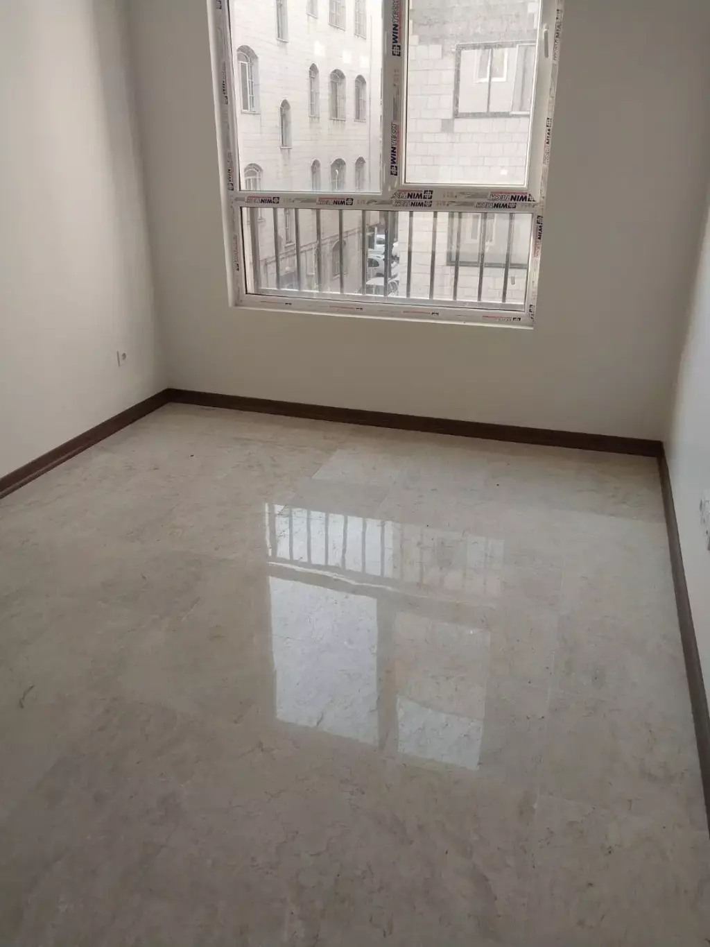 135 متر آپارتمان نوساز 3 خواب - تصویر 3