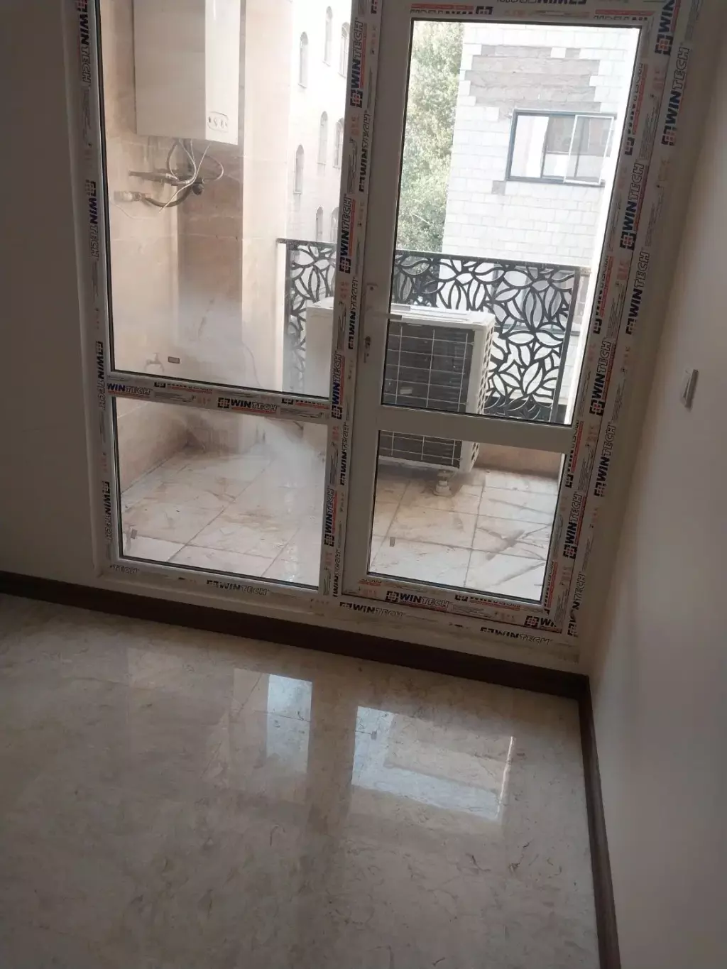 135 متر آپارتمان نوساز 3 خواب - تصویر 8