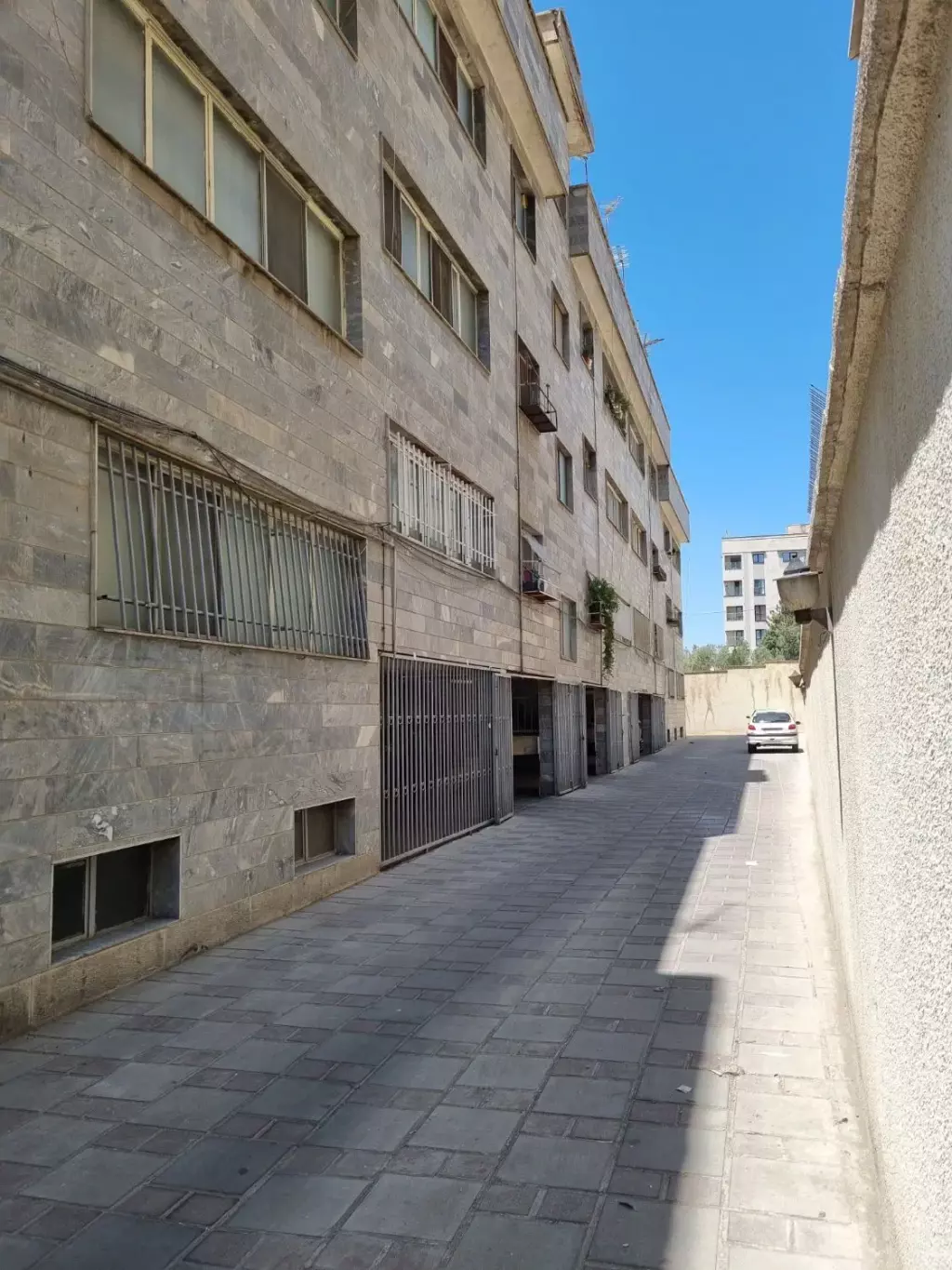 140 متر سه خواب، مرزداران، غرق در نور - تصویر 3