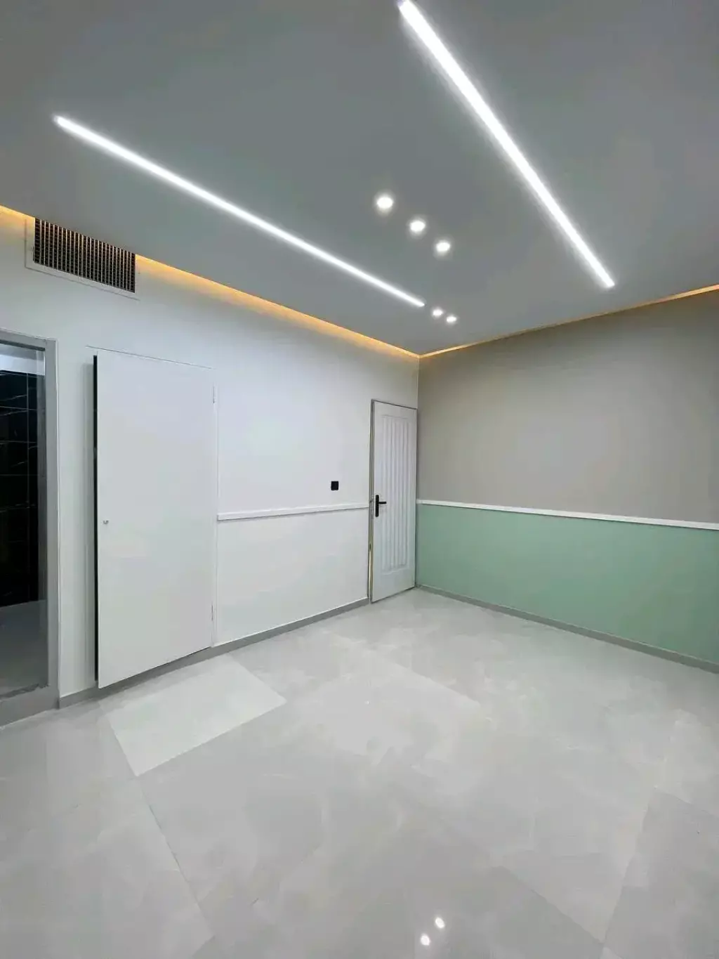 54م/تاپ لوکیشن پارکینگ /سندتک برگ - تصویر 9