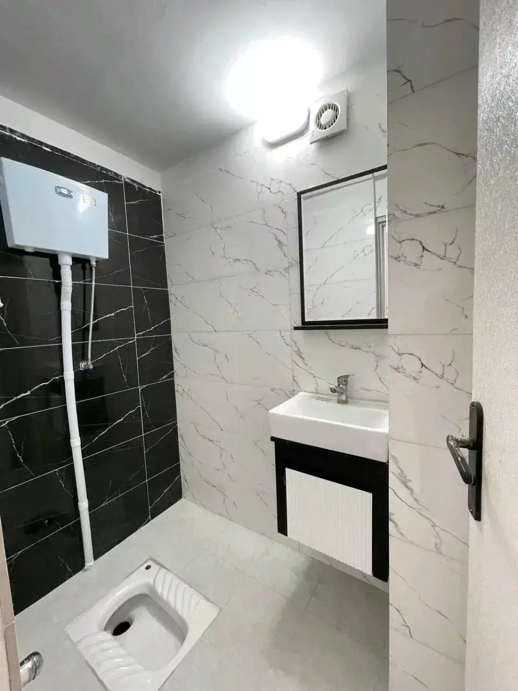 54م/تاپ لوکیشن پارکینگ /سندتک برگ - تصویر 13