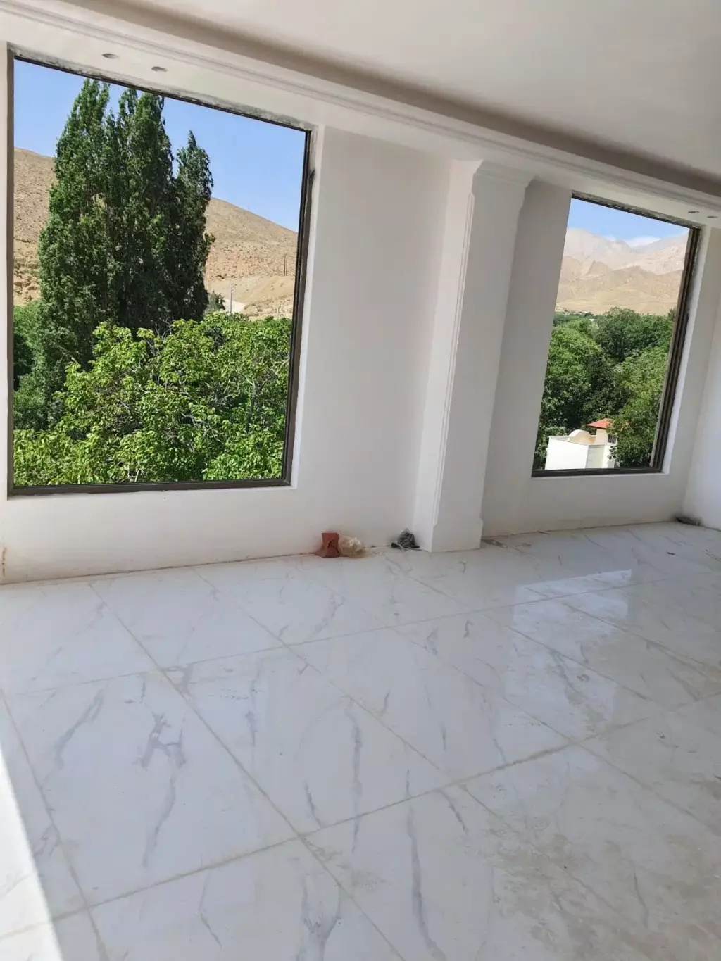 140 متر پنت هاوس شهمیرزادبا تراس روباز و روف گاردن - تصویر 13