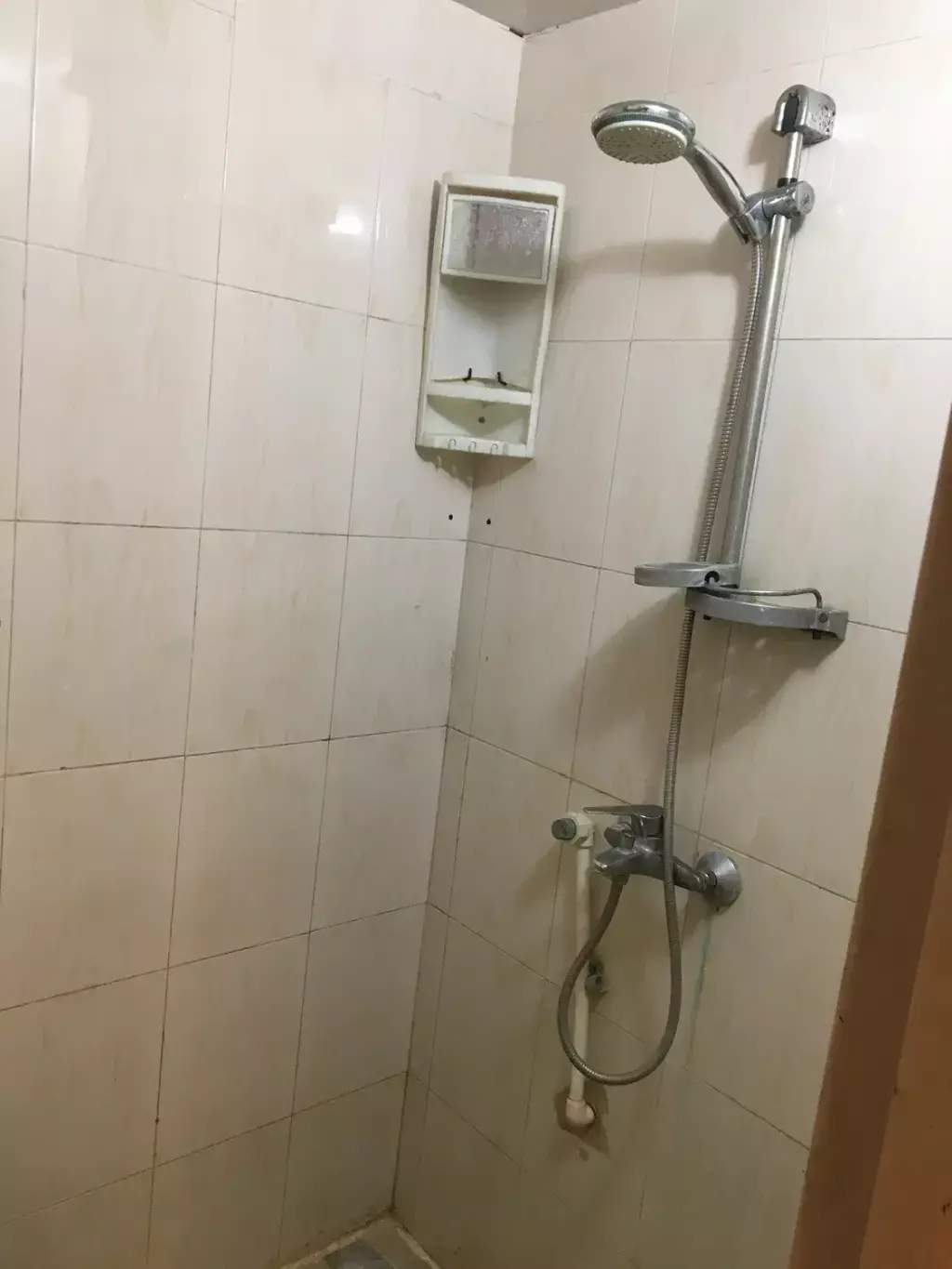 املاک نواب مترو کمیل خیابان خرمشهر یکنفرآقادانشجو - تصویر 5