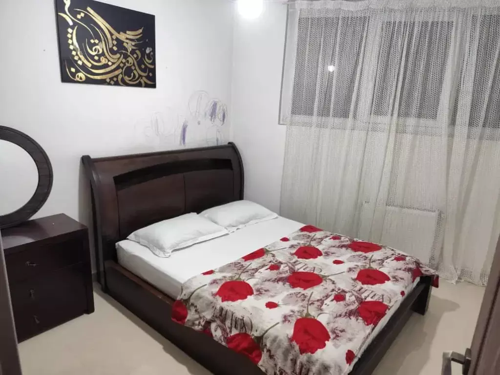 سویت اپارتمان مبل گیشا برج میلاد - تصویر 2