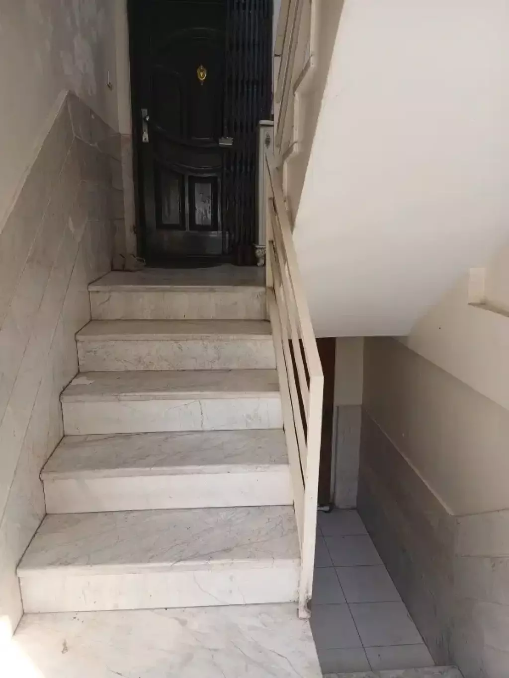 اپارتمان 54 متری  کوچه مترو شهرک شریعتی - تصویر 2