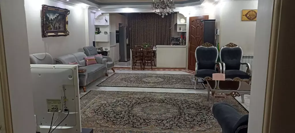 واحد97متری دوخواب بر 7 فول امکانات