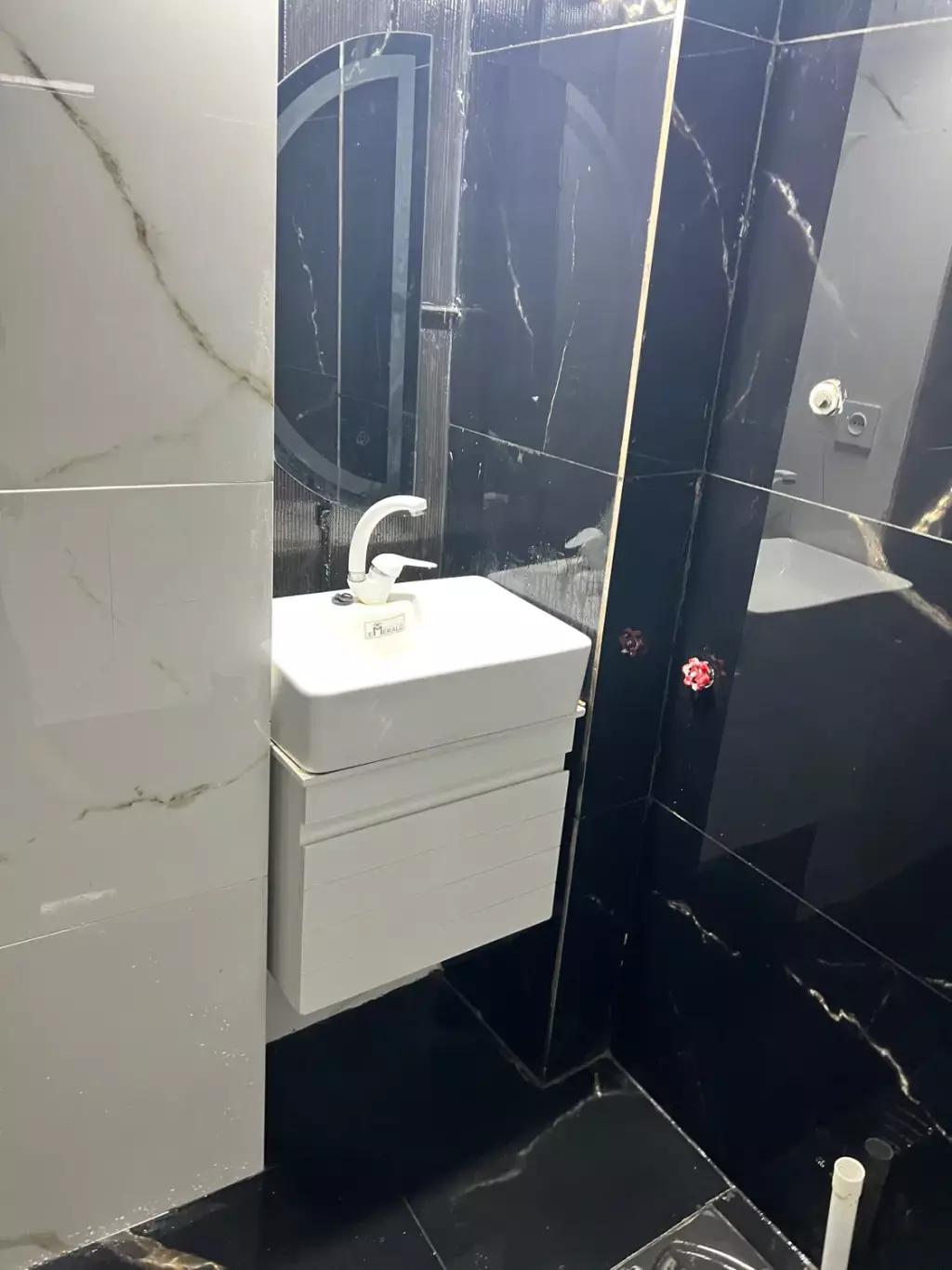 اپارتمان کامل نوسازی شده کمیل شرقی 65 متری - تصویر 5