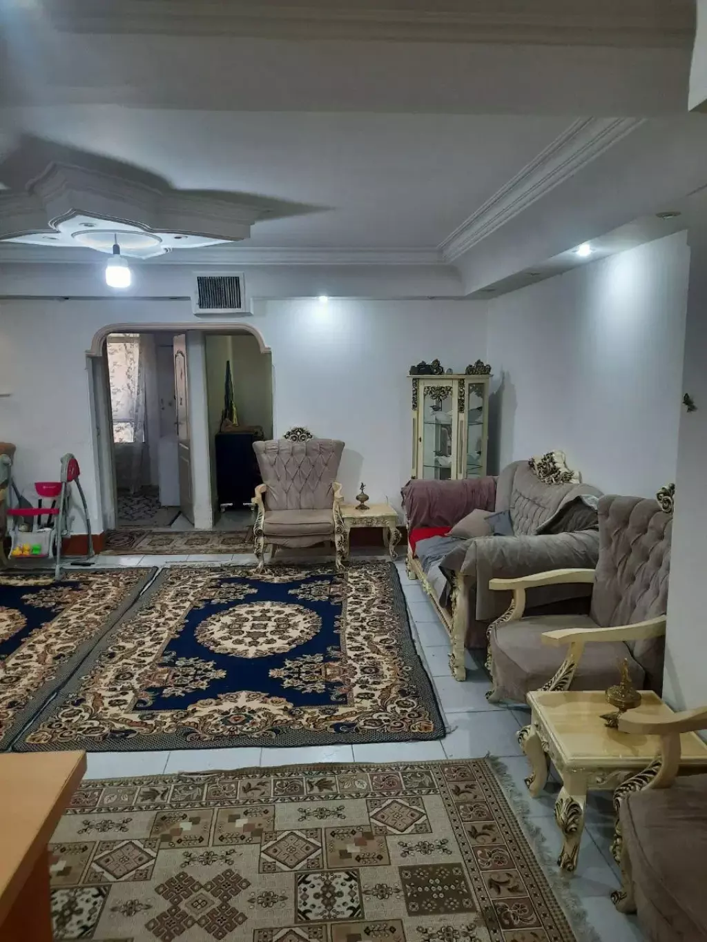 70 متری دو خوابه طبقه اول - تصویر 2
