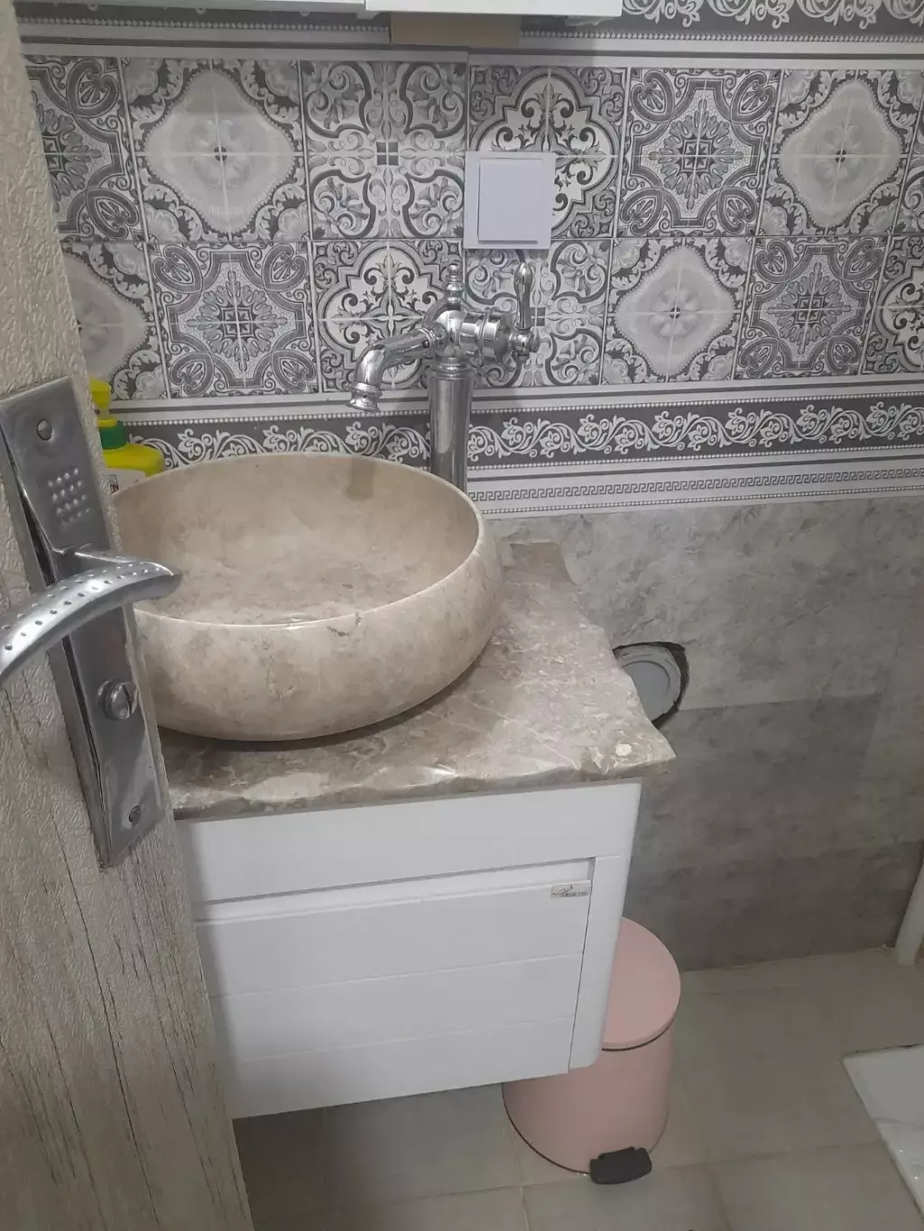 آپارتمان فول امکانات92متری نو ساز تک واحدطبقه دوم - تصویر 4