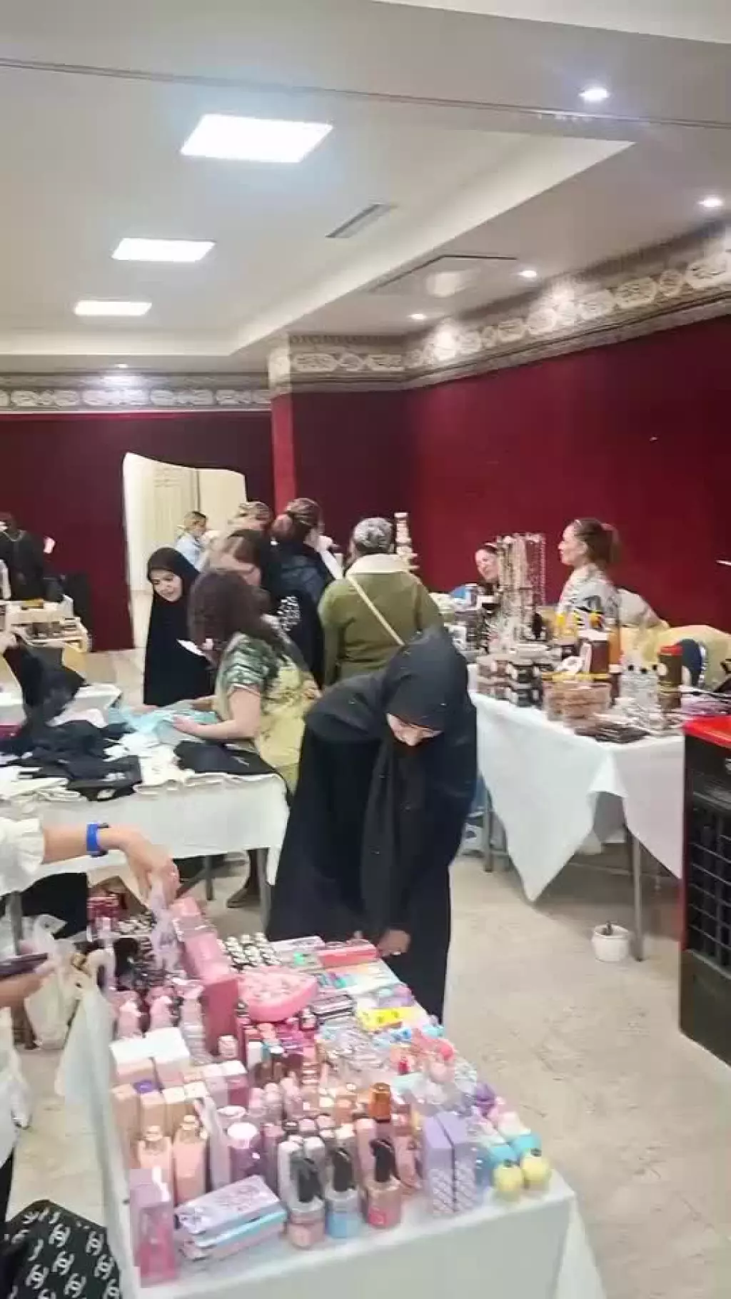 نمایشگاه سه روزه ویژه بانوان