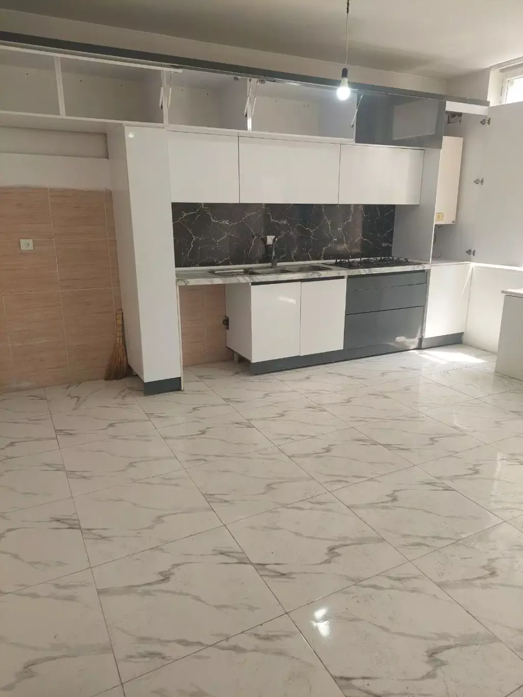 فروش 58 متر دو خواب خوش نقشه چهار راه گلی