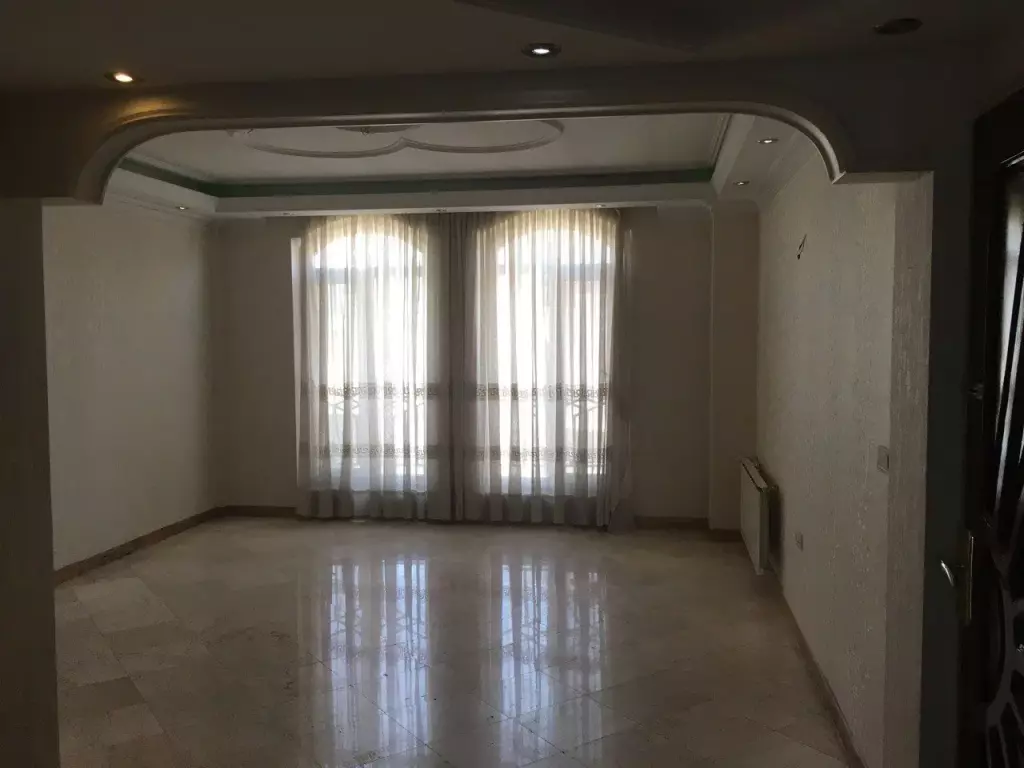 100متر/شیک و خوش نقشه/فول امکانات/190محمدخانی - تصویر 2