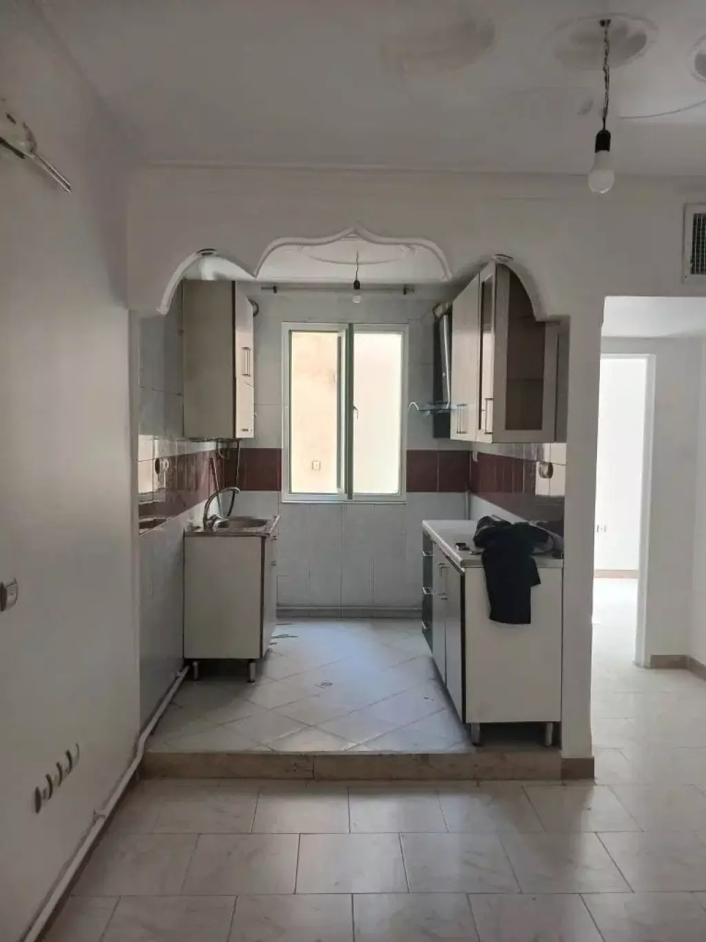اجاره اپارتمان خیابان کاووسی - تصویر 4