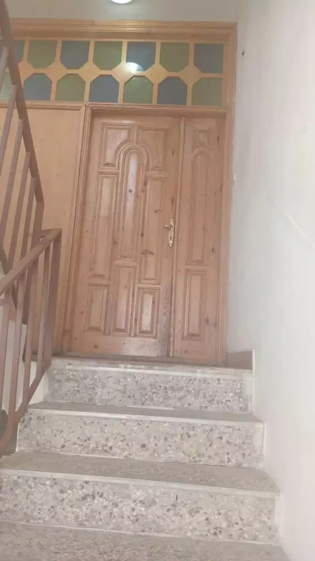 یک واحد آپارتمان موقعیت اداری 140 متری