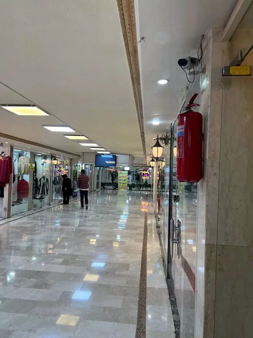 13 متر مغازه فروشی تهرانسر پاساژ گلستان - تصویر 2