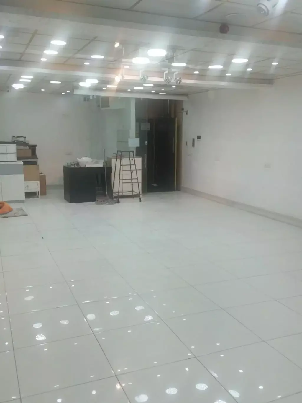 مغازه جمعا 90 متری در دوطبقه - تصویر 4
