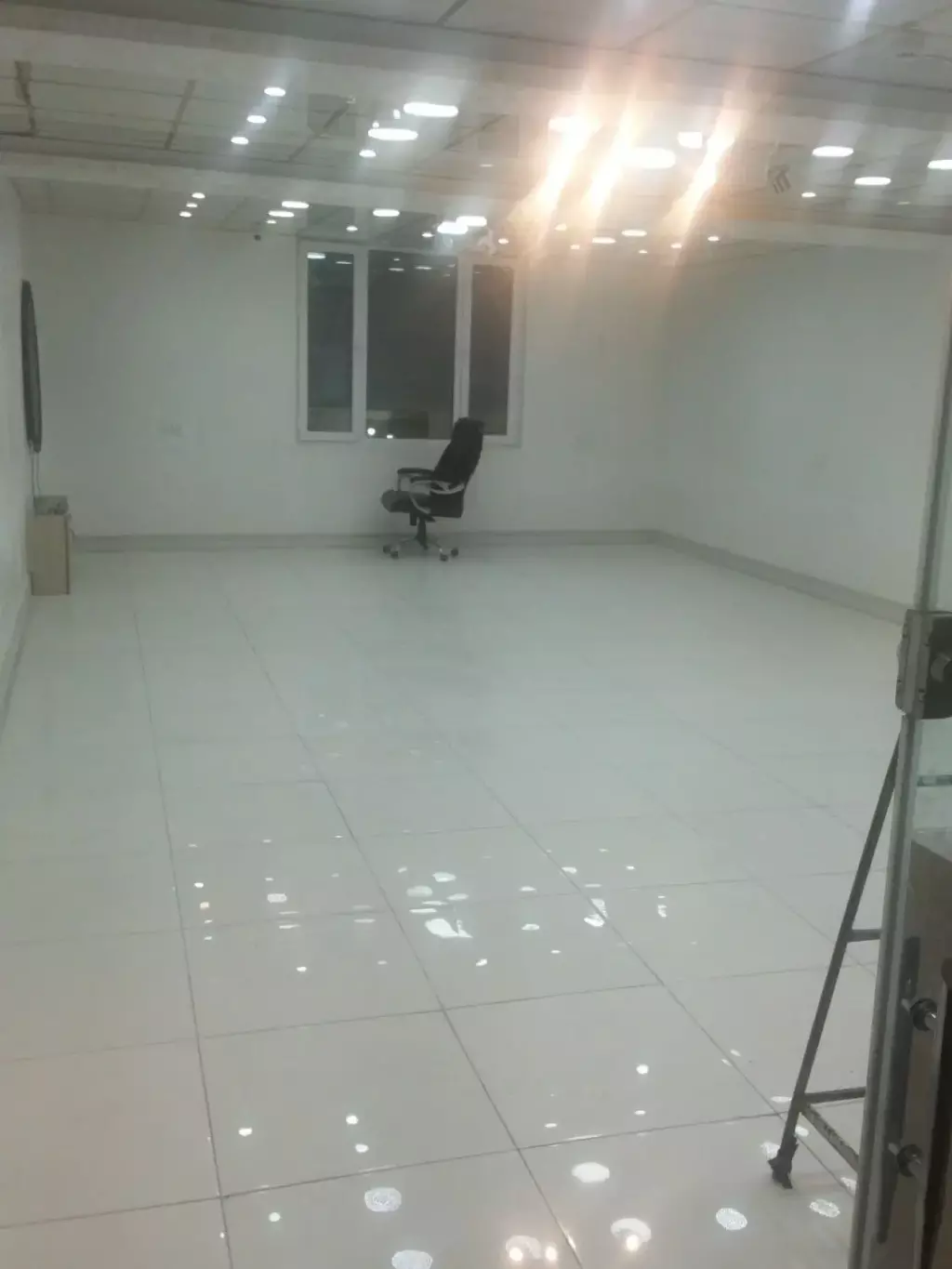 مغازه جمعا 90 متری در دوطبقه - تصویر 3