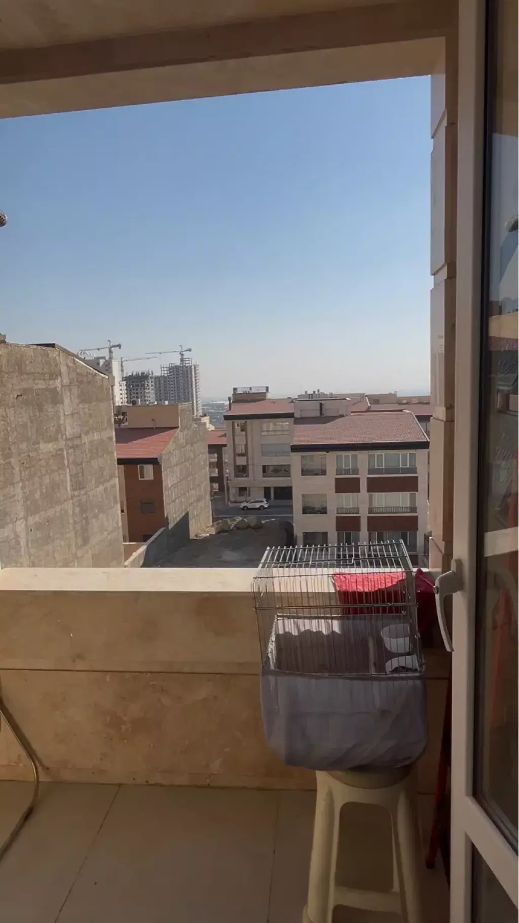 واحد107 متری /دوخواب/کلید نخورده/شش دانگ
