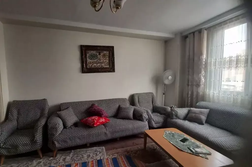 آپارتمان 64متر1خواب طبقه اول 10سال ساخت - تصویر 2