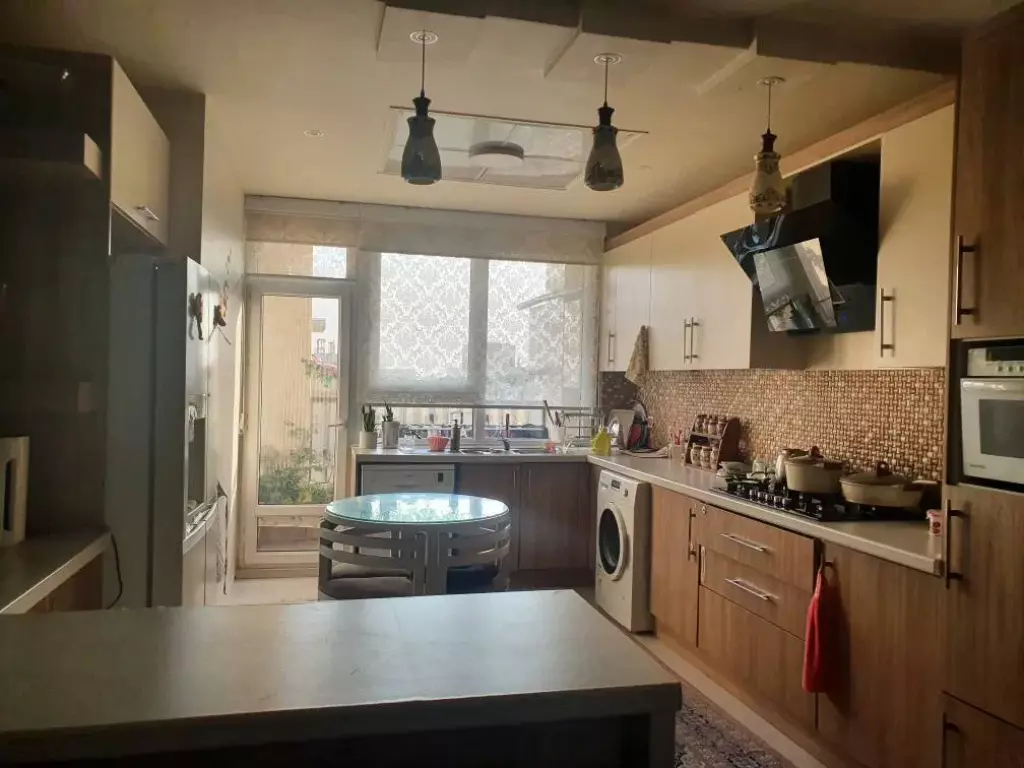 86 متر ، بوستان 5 ، فول