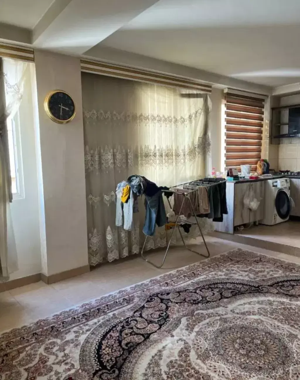 53متر/پارکینگ،بالکن،آسانسور/طبقه 4گل طبقات