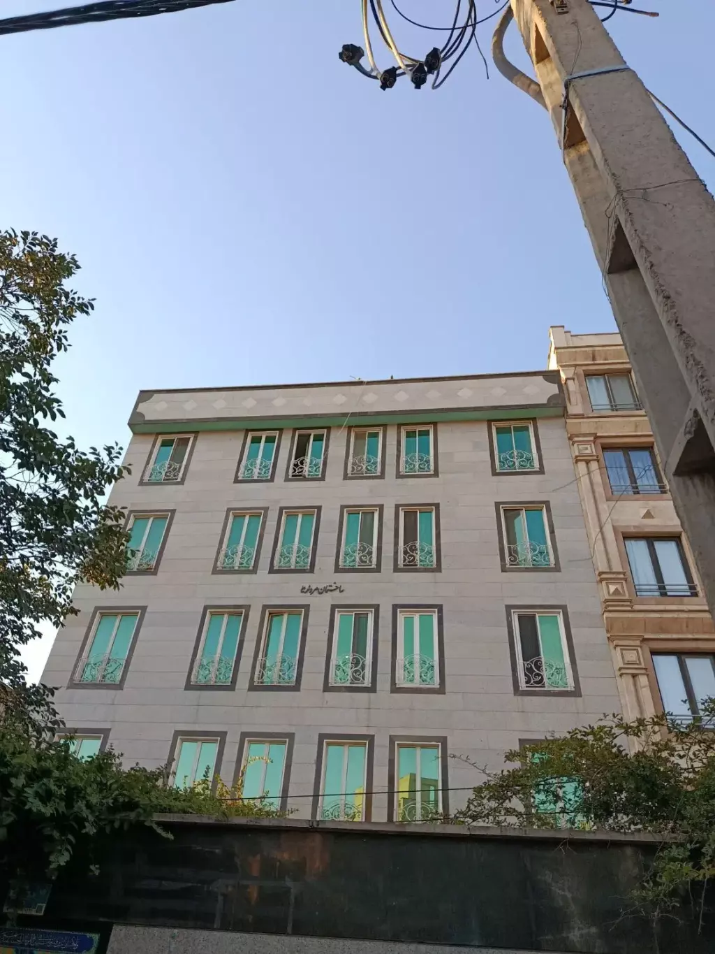 دو خوابه ، پارکینگ ،آسانسور و انباری،تخلیه