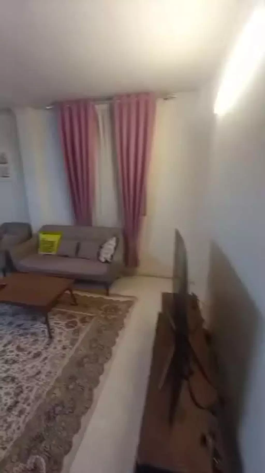 اجاره 54 متر کاغذدیواری گاز و هود