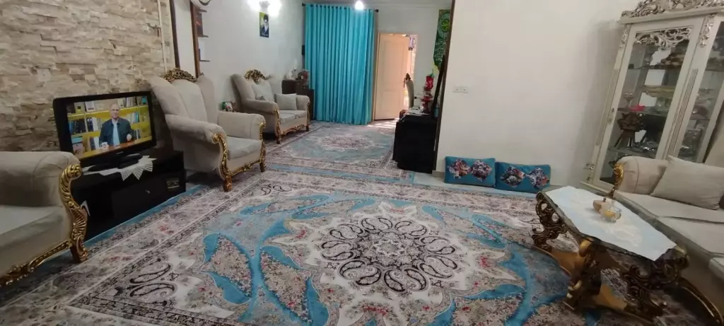 آپارتمان 72متری زیبا و تمیز مناسب عروس دامادها
