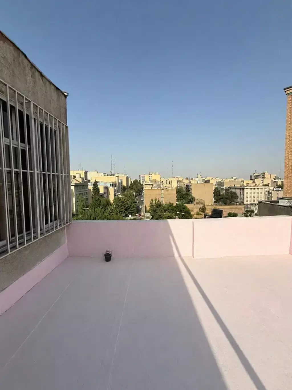 75 متر با 30 متر تراس